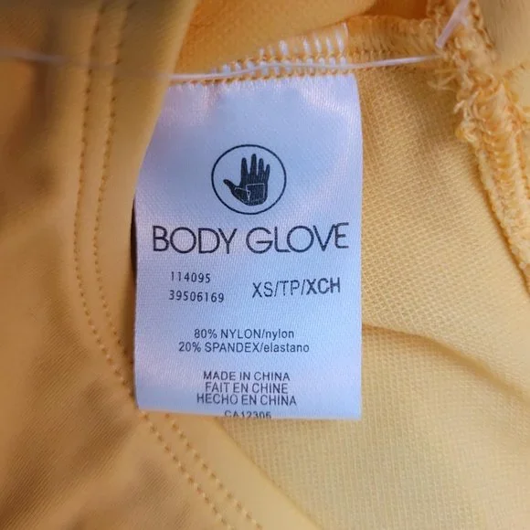 91. Body Glove Smoothies Sundream bikini top. Size XS. NWT - Picture 3 of 4